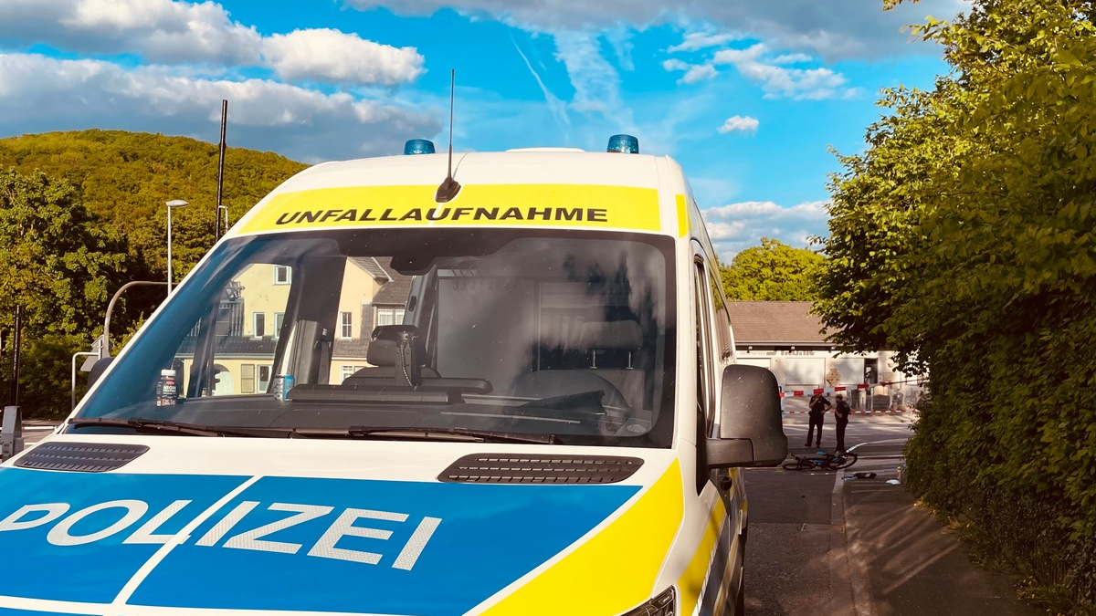 POL-EU: Elfjähriger bei Zusammenstoß verletzt - Foto: presseportal.de