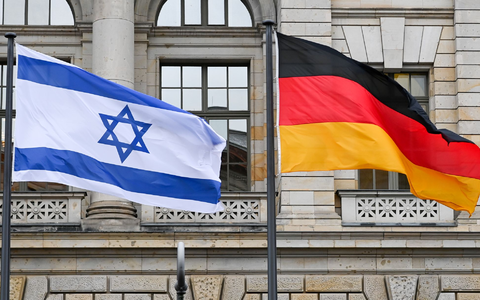 Deutschland und Israel haben zwei Jahrzehnte nach dem Ende des Zweiten Weltkriegs diplomatische Beziehungen aufgenommen. (Archivbild) - Foto: Jens Kalaene/dpa-Zentralbild/ZB