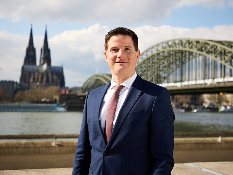 DEVK-Vorstand Dr. Michael Zons kümmert sich um das Kundenressort - Foto: presseportal.de