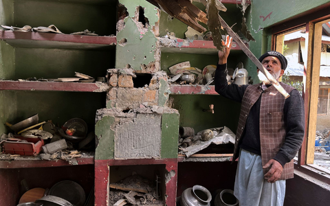 Immer wieder kommt es zu Feuergefechten in der Grenzregion Kaschmir mit schwerwiegenden Folgen für die Menschen vor Ort.  - Foto: M.D. Mughal/AP/dpa