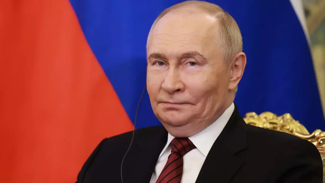 Putin hat sich zu der Forderung nach einer Waffenruhe aus Kiew ausweichend geäußert. (Archivbild) - Bild: Anton Vaganov/Pool Reuters/AP/dpa