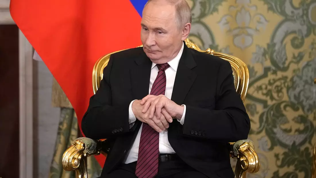 Putin hatte direkte Friedensgespräche ab Donnerstag angeboten, sich aber nicht explizit über seine eigene Teilnahme geäußert.  - Bild: Pavel Bednyakov/Pool Ap/dpa