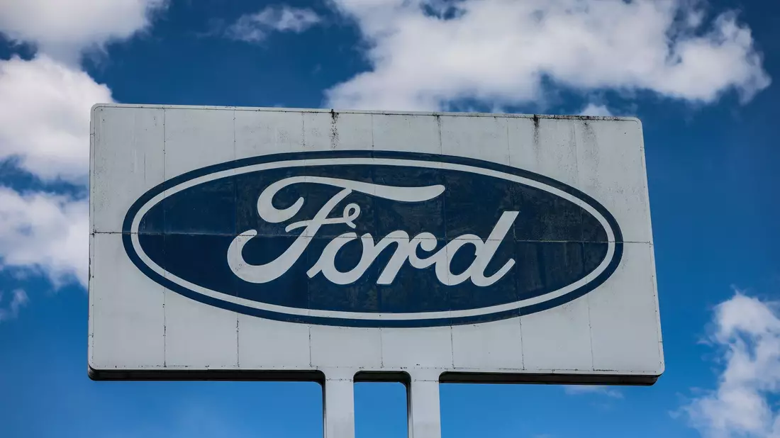 Das Angebot an Ford-Neuwagen auf dem Gelände des Kölner Werks ist groß, die Nachfrage aber hat noch Luft nach oben. - Bild: Oliver Berg/dpa