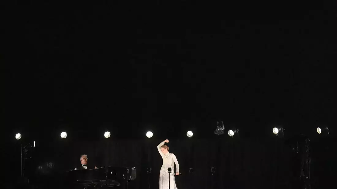 Ob Celine Dion beim ESC auftritt, hängt von ihrer gesundheitlichen Verfassung ab. (Archivbild) - Bild: Sven Hoppe/dpa