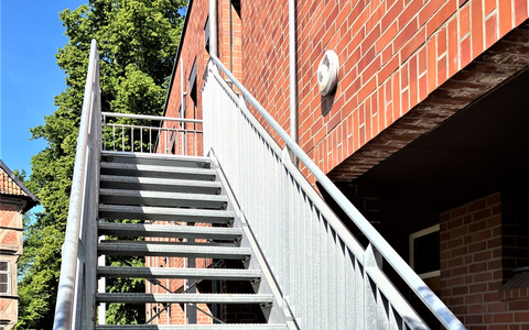 POL-HI: Unbekannte beschädigen Notbeleuchtung - Foto: presseportal.de