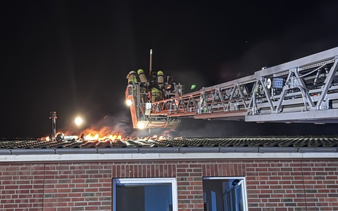 FW-SE: Dachstuhlbrand in Bad Bramstedt - Foto: presseportal.de