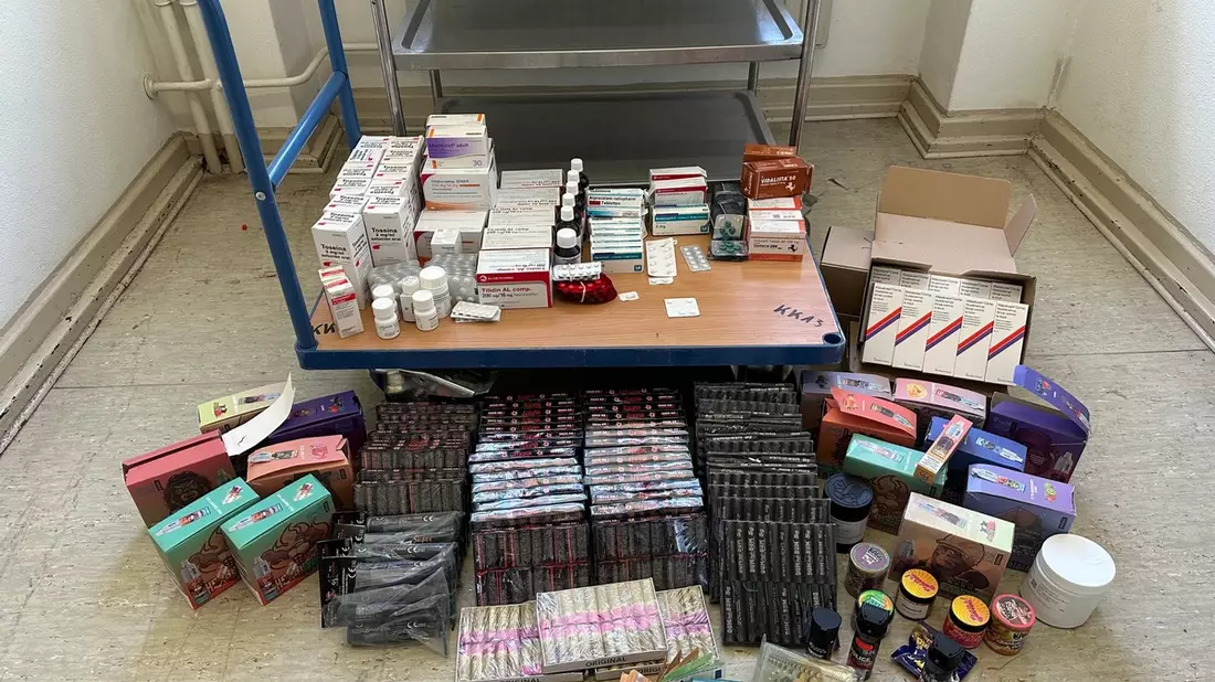 POL-RE: Marl: Drogen, Medikamente und illegales Feuerwerk in Wohnung aufgefunden - Bild: presseportal.de