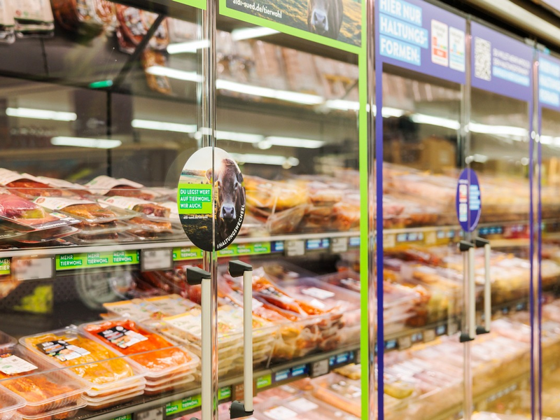 Als erster großer Lebensmitteleinzelhändler: ALDI SÜD startet neues Konzept in der Kühlung - Foto: presseportal.de