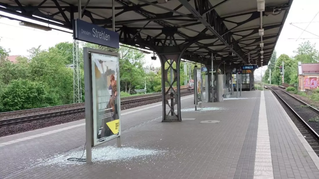 BPOLI DD: Zeugenaufruf nach Sachbeschädigung am Haltepunkt Dresden-Strehlen - Bild: presseportal.de