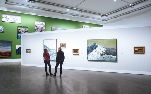 Landschaft: Vom 19. Jahrhundert bis in die Jetztzeit / Museum Wiesbaden widmet dem Berliner Künstler Sven Drühl eine Einzelausstellung - Foto: presseportal.de
