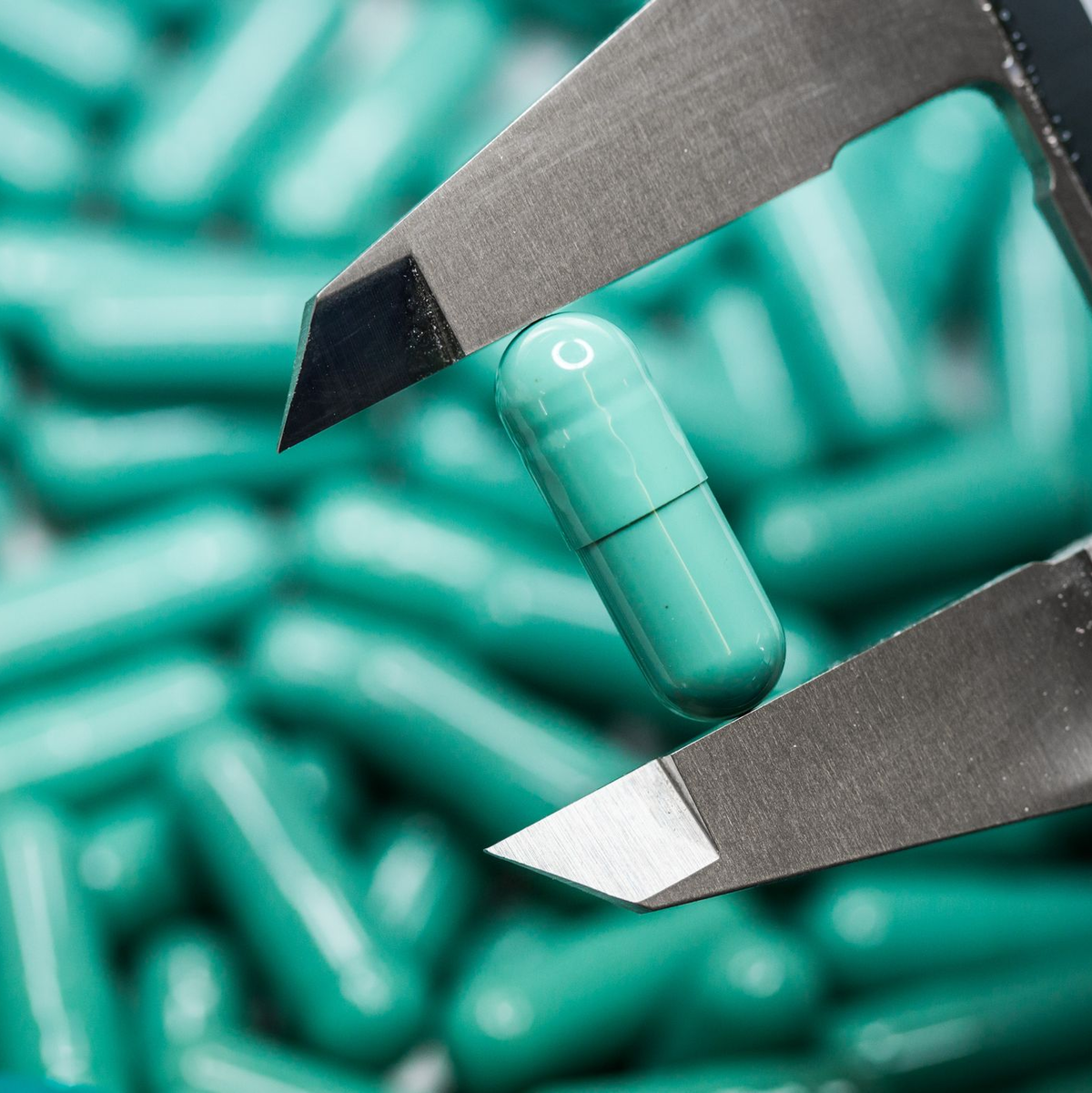 Die Pharmabranche fürchte US-Zölle auf Pharmazeutika (Archibild) - Foto: Frank Rumpenhorst/dpa