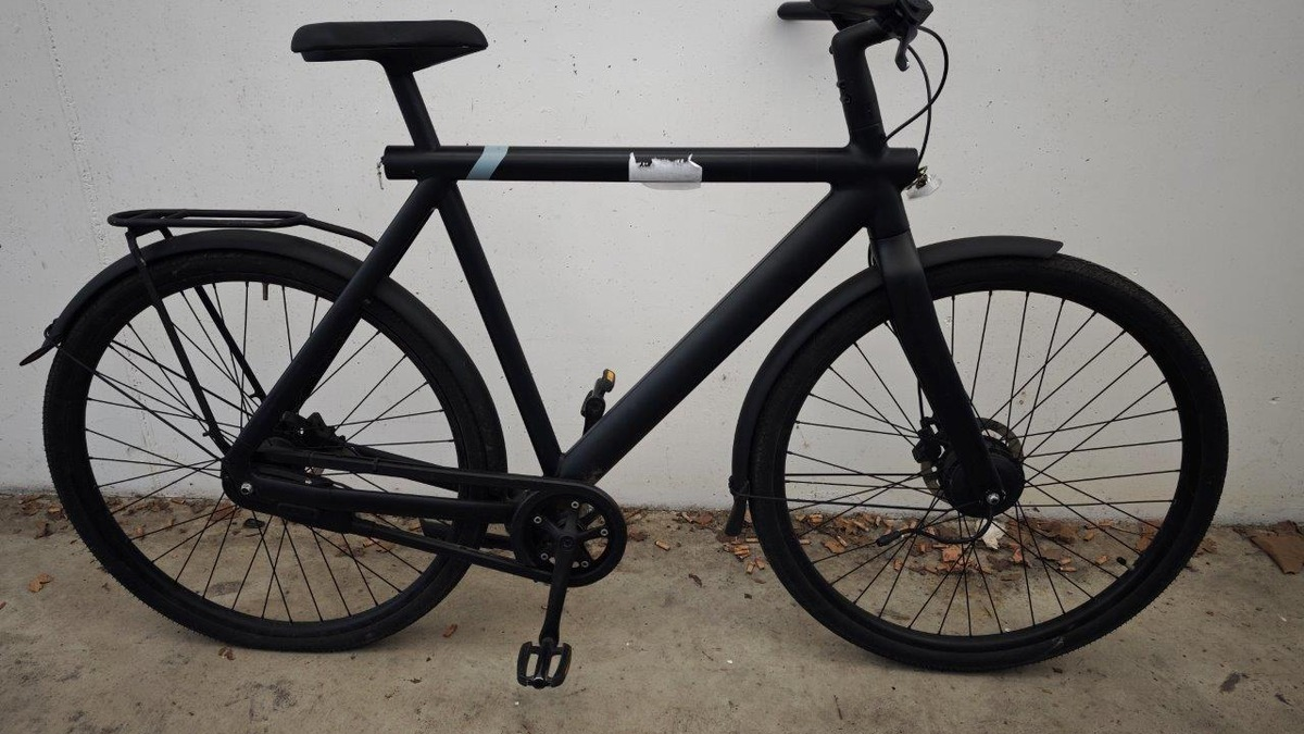 POL-GÖ: (149/2025) Nach Diebstahl von Pedelecs im Maschmühlenweg - Polizei durchsucht Wohnung in Bovenden. Gestohlene E-Scooter und vier weitere Räder aufgefunden, Tatorte unbekannt - Foto: presseportal.de