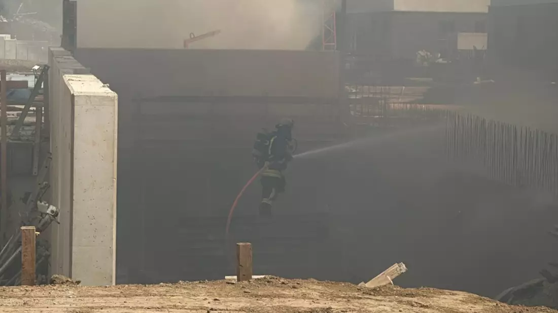 FW-DO: Feuer auf einer Tiefgaragenbaustelle - starke Rauchbelästigung in der östlichen Innenstadt - Bild: presseportal.de