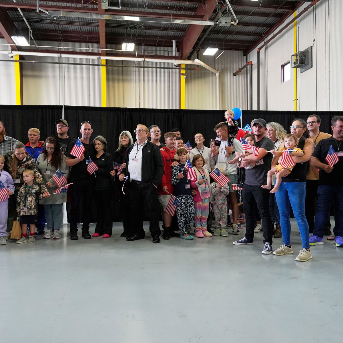 Der US-Präsident machte die Hautfarbe ausdrücklich zum Thema.  - Foto: Julia Demaree Nikhinson/AP/dpa