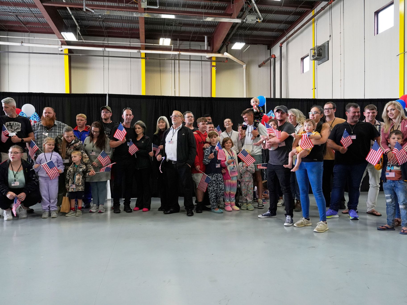 Der US-Präsident machte die Hautfarbe ausdrücklich zum Thema.  - Foto: Julia Demaree Nikhinson/AP/dpa