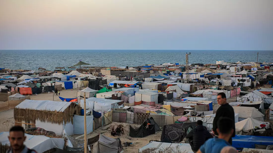 Im Gazastreifen ist praktisch die gesamte Bevölkerung vertrieben (Archivbild).  - Bild: Rizek Abdeljawad/XinHua/dpa