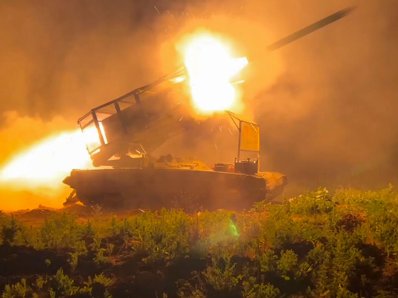 An den meisten Frontabschnitten der Ukraine gibt es weiterhin Kämpfe. (Archivbild) - Foto: Uncredited/Russisches Verteidigungsministerium/AP/dpa