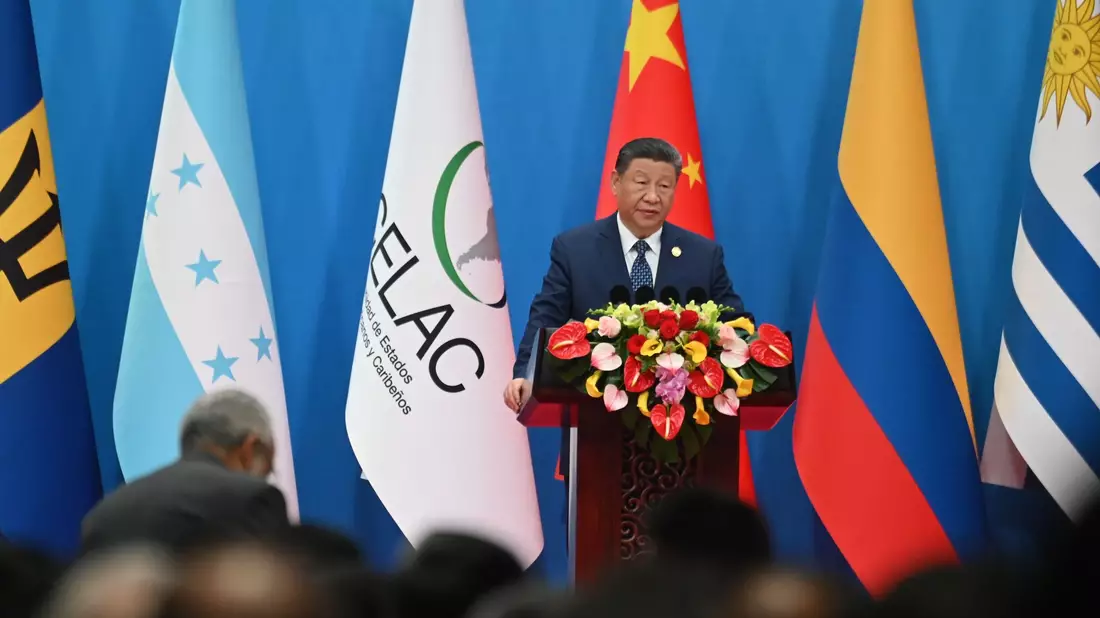 Chinas Präsident warb vor Regierungsvertretern lateinamerikanischer Staaten für mehr Handel.   - Bild: Johannes Neudecker/dpa