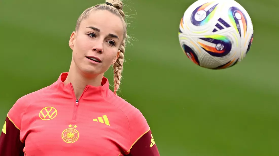 Deutsche Fußballerinnen waren in den vergangenen Jahrzehnten außerordentlich erfolgreich. Eine davon ist Giulia Gwinn. (Archivfoto) - Bild: Arne Dedert/dpa