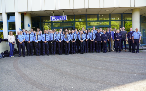 POL-PPMZ: 36 neuen Polizistinnen und Polizisten starten ihren Dienst im Polizeipräsidium Mainz - Foto: presseportal.de