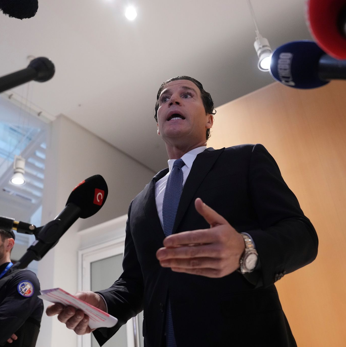 Verteidiger Assous wollte den Prozess annullieren lassen. (Archivbild) - Foto: Thibault Camus/AP/dpa