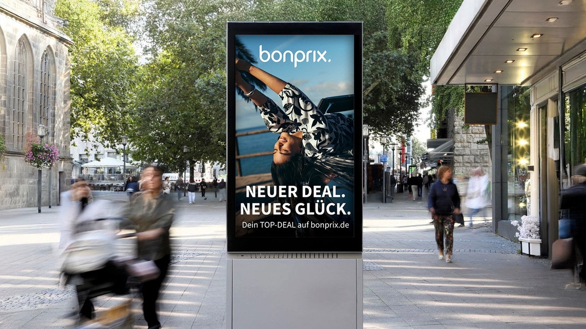 Neue Sommerkampagne von bonprix: Fashion Brand setzt Glücksmomente emotional in Szene - Foto: presseportal.de