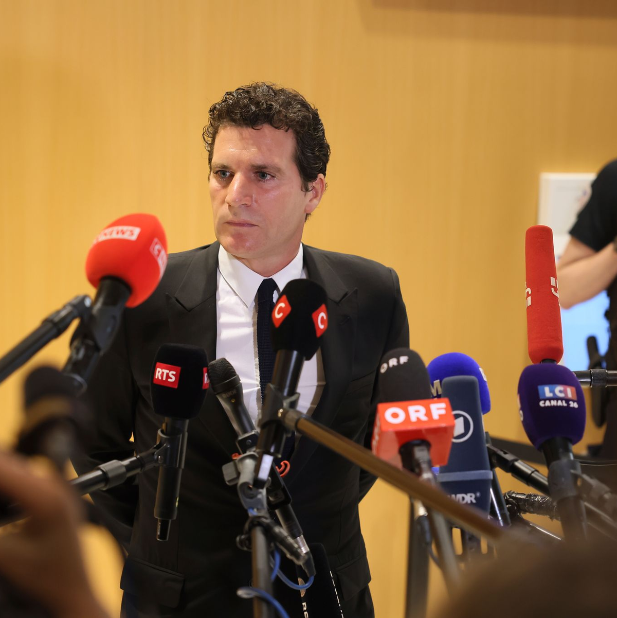 Depardieus Anwalt, Jérémie Assous, hat bereits Berufung angekündigt. - Foto: Thomas Padilla/AP/dpa