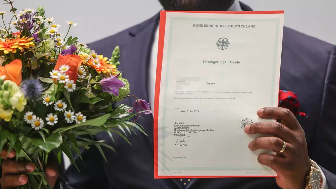 Im April nahm Bundespräsident Frank-Walter Steinmeier an einer Einbürgerungsfeier teil. (Archivfoto) - Bild: Oliver Berg/dpa