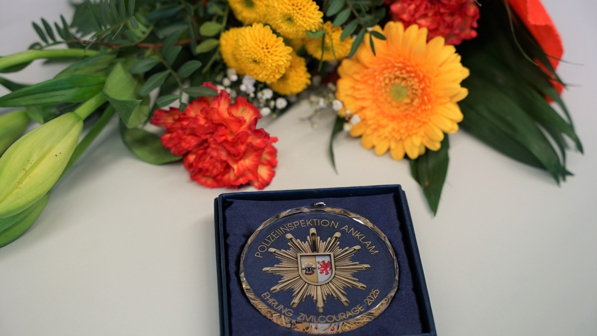 POL-ANK: Polizei ehrt Bürgerinnen und Bürger für Zivilcourage - Foto: presseportal.de