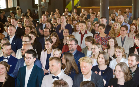 Eine wahre Meisterleistung: Hörakustiker erhalten in Mainz ihren Meisterbrief - Foto: presseportal.de Eine wahre Meisterleistung: Hörakustiker erhalten in Mainz ihren Meisterbrief - Foto: presseportal.de