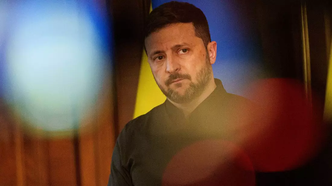 Selenskyj will in Istanbul auf Putin warten. (Archivbild) - Bild: Evgeniy Maloletka/AP/dpa