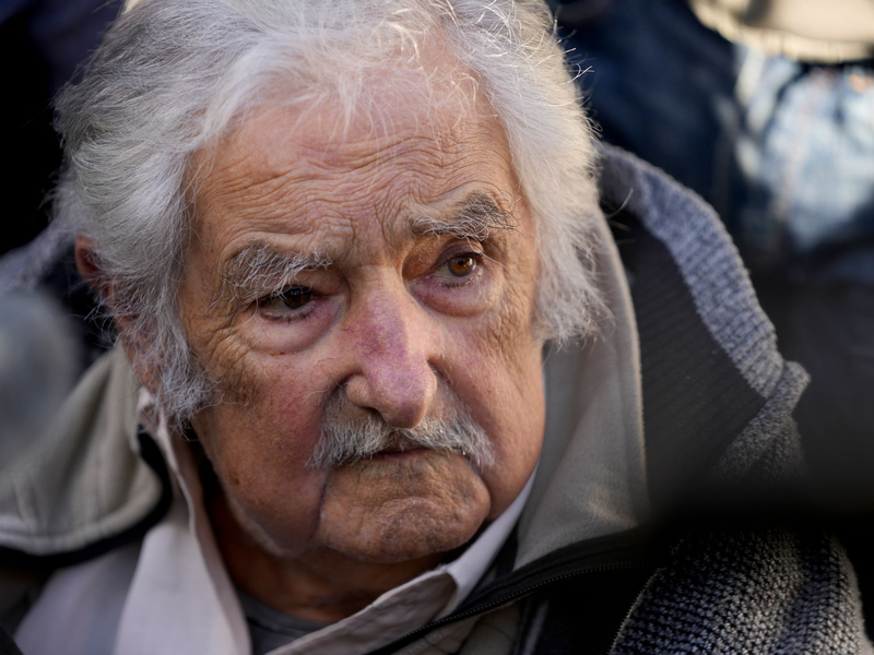 Der frühere Präsident von Uruguay ist tot. (Archivbild) - Foto: Natacha Pisarenko/AP/dpa