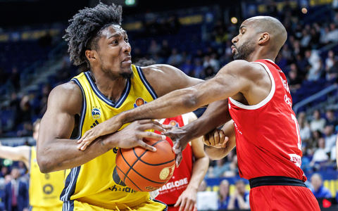 MBC-Center John Bryant zieht zum Berliner Korb. - Foto: Andreas Gora/dpa