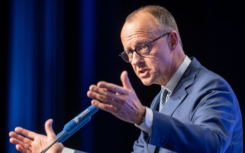 Ukraine, Migration, Wirtschaft: Das dürften die Hauptthemen der Regierungserklärung des Kanzlers werden. - Foto: Michael Kappeler/dpa