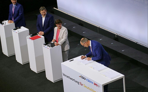 Unterzeichnung Koalitionsvertrag zwischen CDU, CSU und SPD (Archiv) - Foto: über dts Nachrichtenagentur Unterzeichnung Koalitionsvertrag zwischen CDU, CSU und SPD (Archiv) - Foto: über dts Nachrichtenagentur