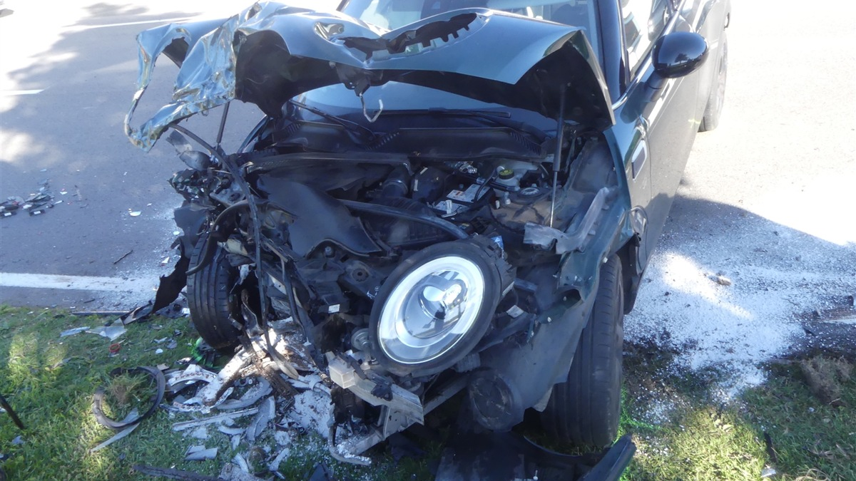 POL-GM: Zwei Leichtverletzte bei Überholmanöver - Foto: presseportal.de