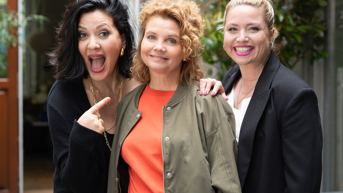 Jasmin Shakeri Annette Frier Caroline Frier Frier & 50 - Am Ende meiner Tage - Foto: Joyn/Michael Kötschau, presseportal.de