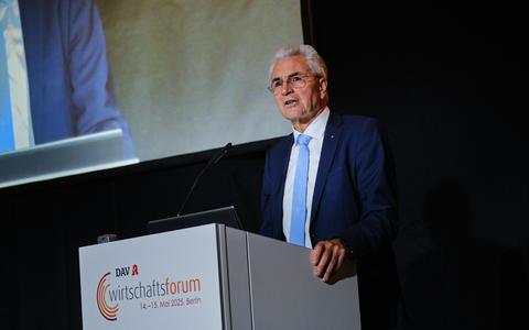 Apothekenwirtschaftsbericht 2025: Mehr Umsatz, aber ein Viertel der Apotheken weiterhin in der Bredouille - Foto: presseportal.de