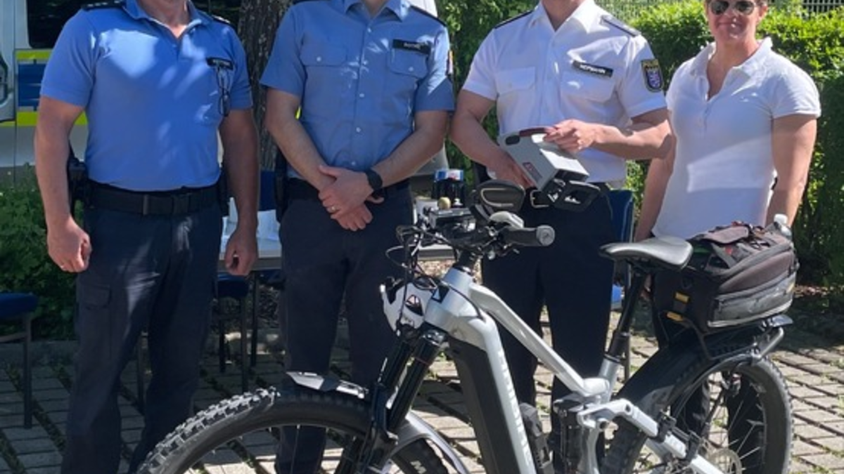 POL-DA: Heppenheim/Bürstadt/Wald-Michelbach: 115 Fahrräder codiert - Weitere Fahrradcodierung am 28. Mai - Foto: presseportal.de