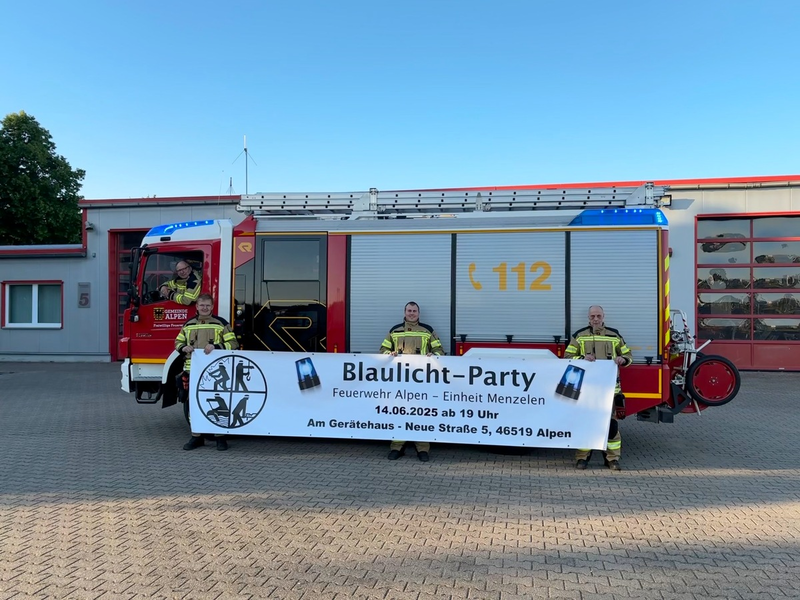FW Alpen: Blaulichtparty Vol 5 in Menzelen - in vier Wochen geht es los... - Foto: presseportal.de
