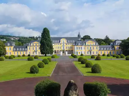 Feierlicher Appell und Serenade anlässlich der Kommandoübergabe des Kommandos Regionale Sanitätsdienstliche Unterstützung (Kdo RegSanUstg) in Diez am 19. Mai 2025. - Foto: presseportal.de