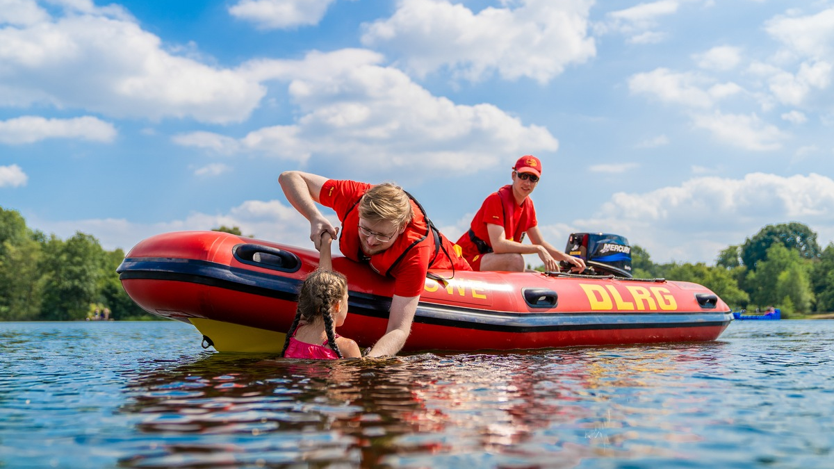 DLRG Bilanz: Ehrenamtliche retten 1.446 Menschenleben - Foto: presseportal.de