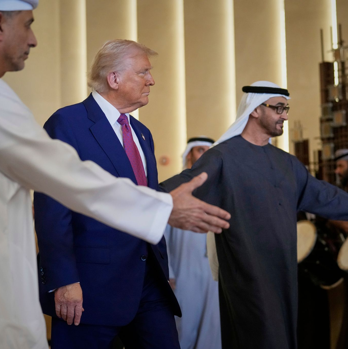 Ob sich alle Ankündigungen am Ende zahlenmäßig erfüllen, ist aber offen. - Foto: Altaf Qadri/AP/dpa