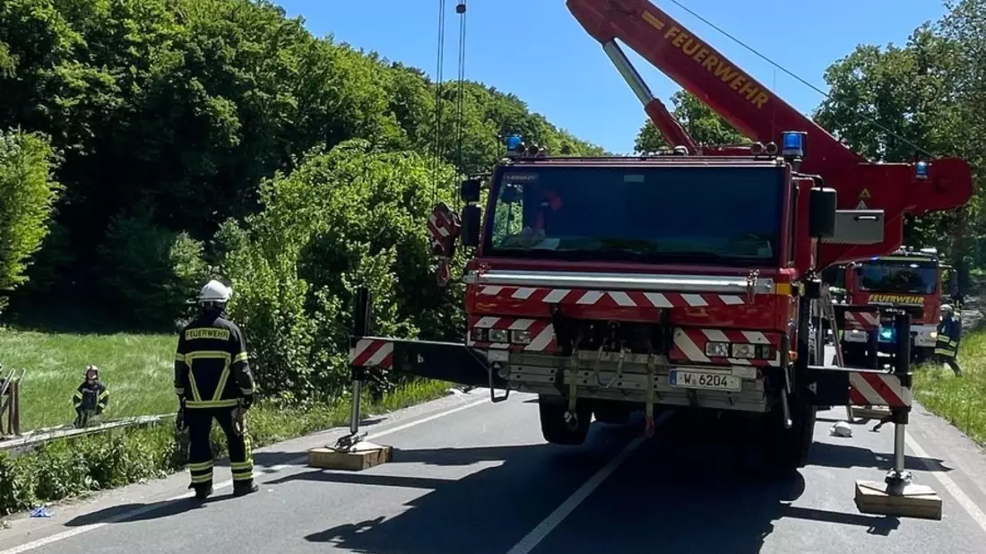 FW-EN: Schwerer Verkehrsunfall mit Linienbus - 10 Personen verletzt - Bild: presseportal.de