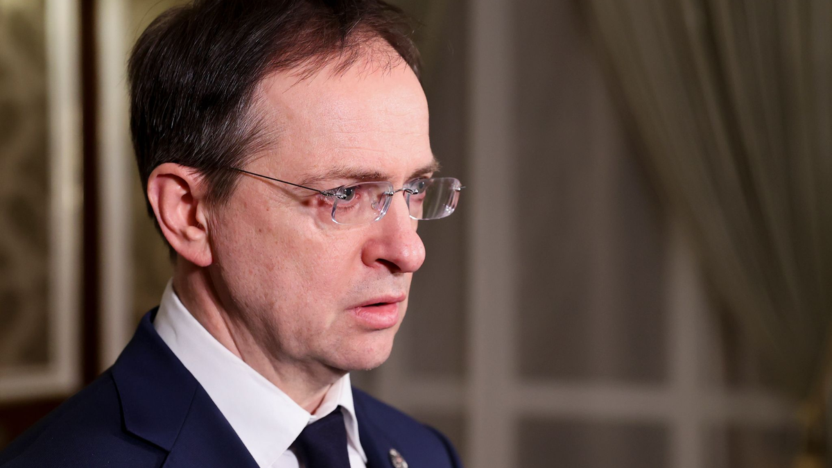 Wladimir Medinski ist als Berater des russischen Präsidenten Wladimir Putin in Ukraine-Verhandlungen ein bekanntes Gesicht. (Archivbild) - Foto: Sergei Kholodilin/BelTA/AP/dpa