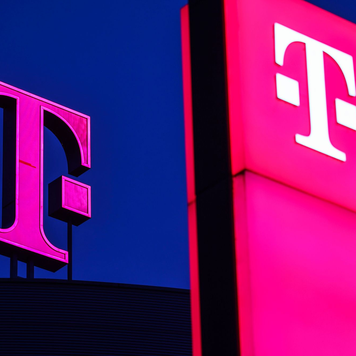 Die Deutsche Telekom erwirtschaftete im ersten Quartal den höchsten operativen Gewinn unter den Dax-Konzernen. - Foto: Oliver Berg/dpa