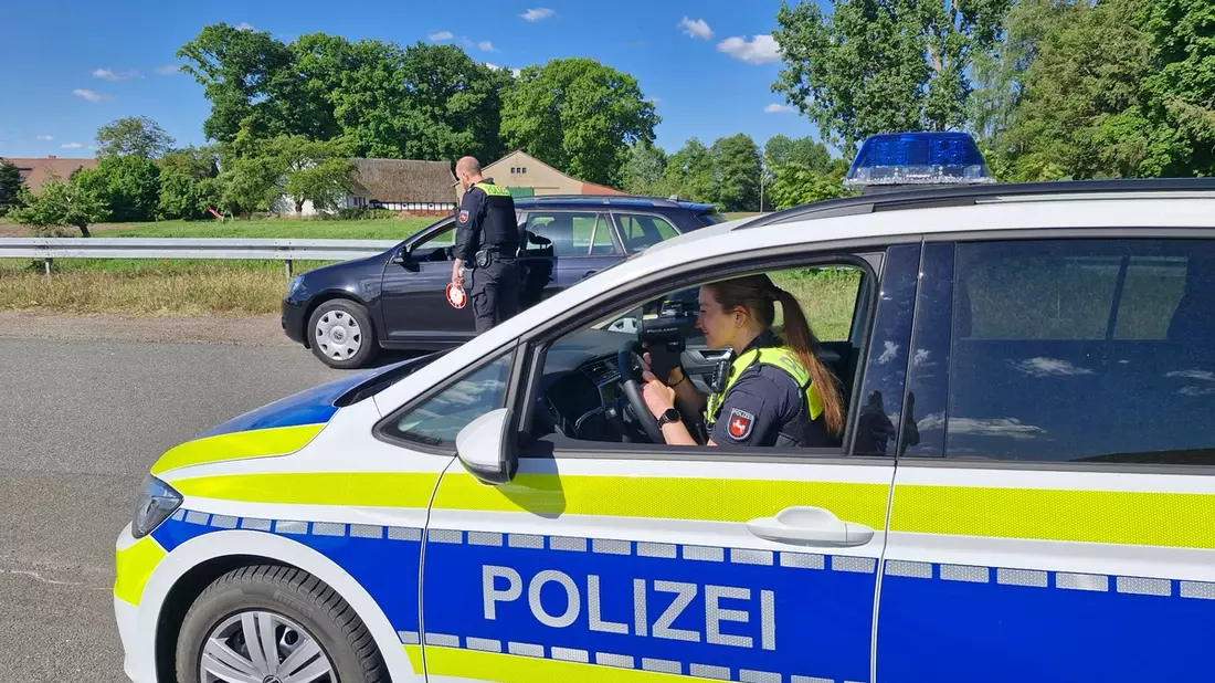 POL-DH: --- Geschwindigkeitsmesswoche der Polizeiinspektion Diepholz Extrem schnelle und riskante Fahrweise; 140 km/h anstatt der erlaubten 70 km/h! --- - Bild: presseportal.de