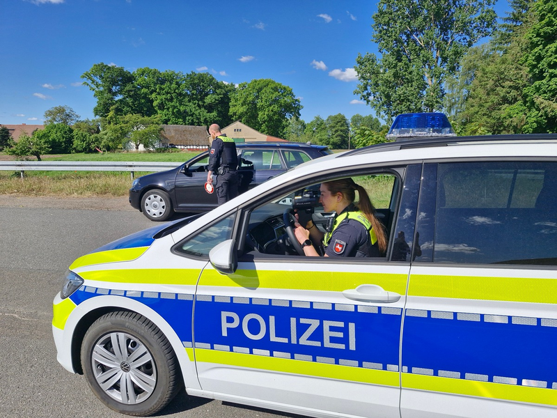 POL-DH: --- Geschwindigkeitsmesswoche der Polizeiinspektion Diepholz Extrem schnelle und riskante Fahrweise; 140 km/h anstatt der erlaubten 70 km/h! --- - Foto: presseportal.de