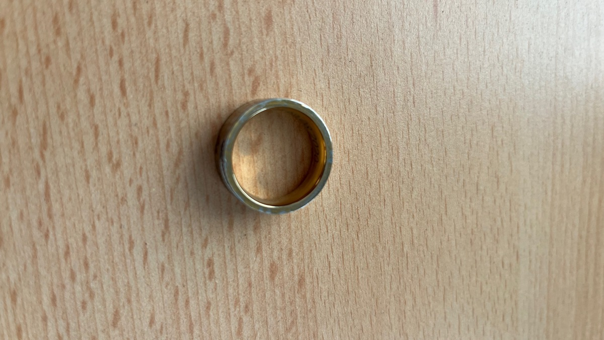 POL-SO: Eigentümer sichergestellter Schmuckstücke gesucht - Foto: presseportal.de