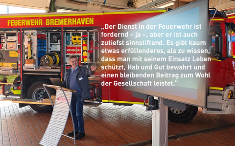 FW Bremerhaven: Feuerwehrdezernent Stadtrat Peter Skusa eröffnete die Informationsveranstaltung Dein Weg zur Feuerwehr - Bewerbungen noch bis zum 18. Mai möglich - Foto: presseportal.de